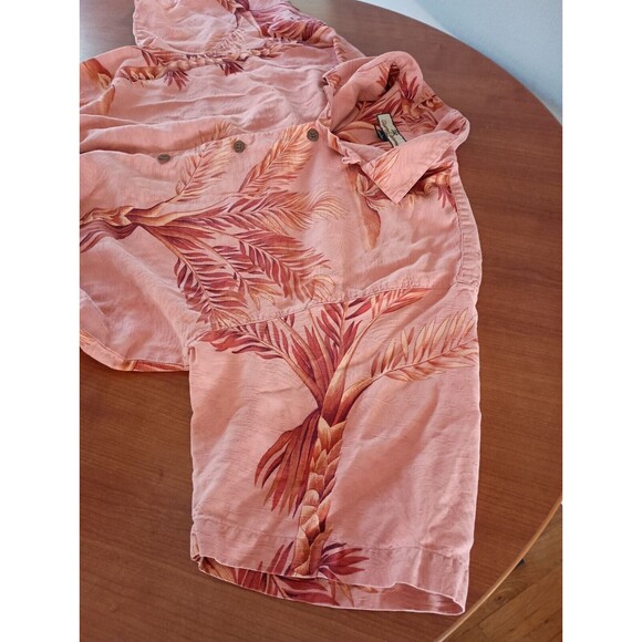TOMMY BAHAMA Size Large 100% Silk Pink Large Palms Mens Hawaiian Camp Shirt - Picture 4 of 8